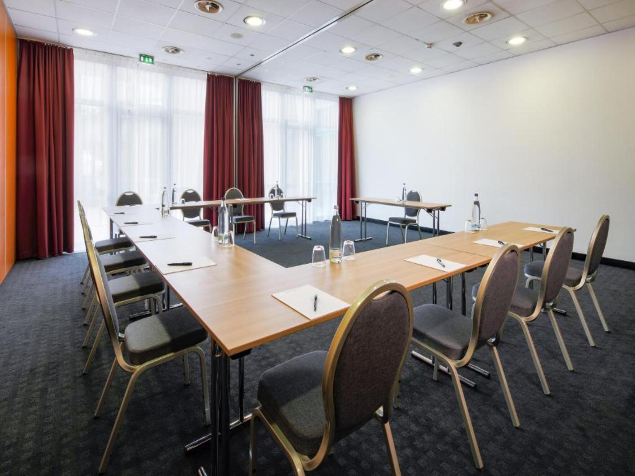 Conference room at Sunday Hotel Hannover